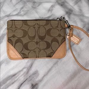 Authentic coach zip up wristlet